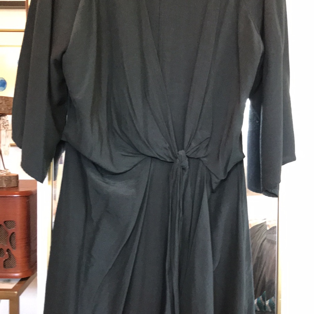 CHIC ABOUT TOWN VICI Lg charcoal tulip skirt - Picture 6 of 7